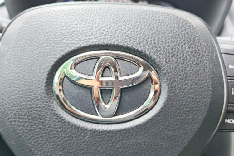 Used Toyota RAV4 2020 Dual-Motor 2.5L E-CVT Four-Wheel Drive Flagship Edition Vehicle Key