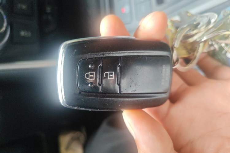 Used Toyota RAV4 2020 2.0L CVT Two-Wheel Drive Fashion PLUS Edition Vehicle Key