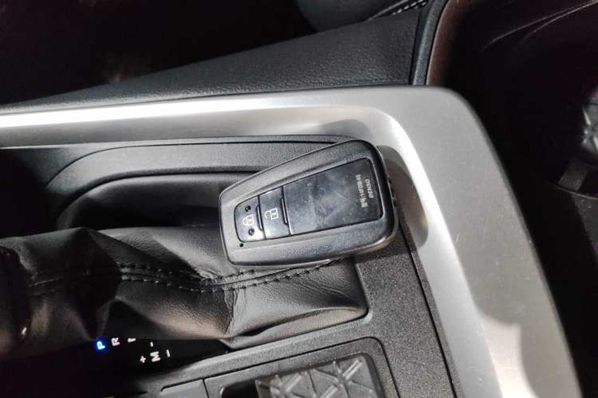 Used Toyota RAV4 2020 2.0L CVT Two-Wheel Drive Fashion PLUS Edition Vehicle Key
