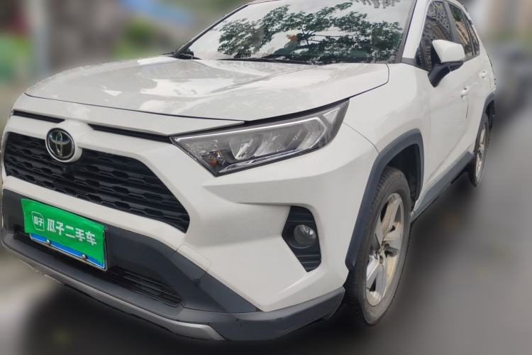 Used Toyota RAV4 2020 2.0L CVT Two-Wheel Drive Fashion Edition Guazi used car, China used car export, Used car for sale, Used cars, Cheapest cars for sale