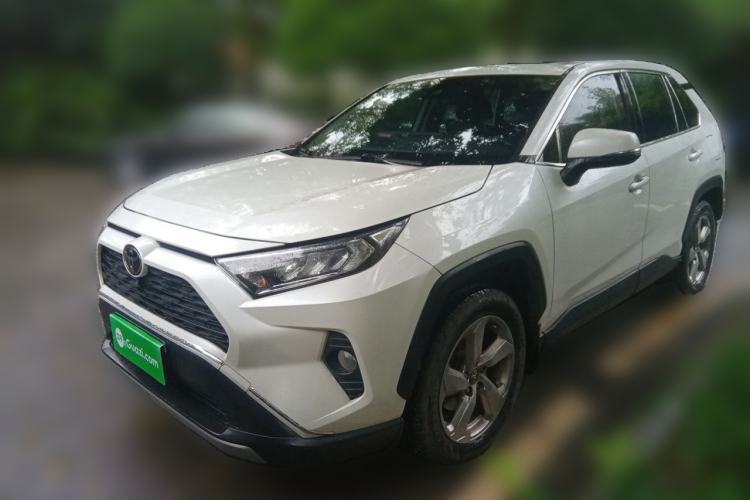 Used Toyota RAV4 2020 2.0L CVT Two-Wheel Drive Fashion Edition Guazi used car, China used car export, Used car for sale, Used  cars, Cheapest cars for sale
