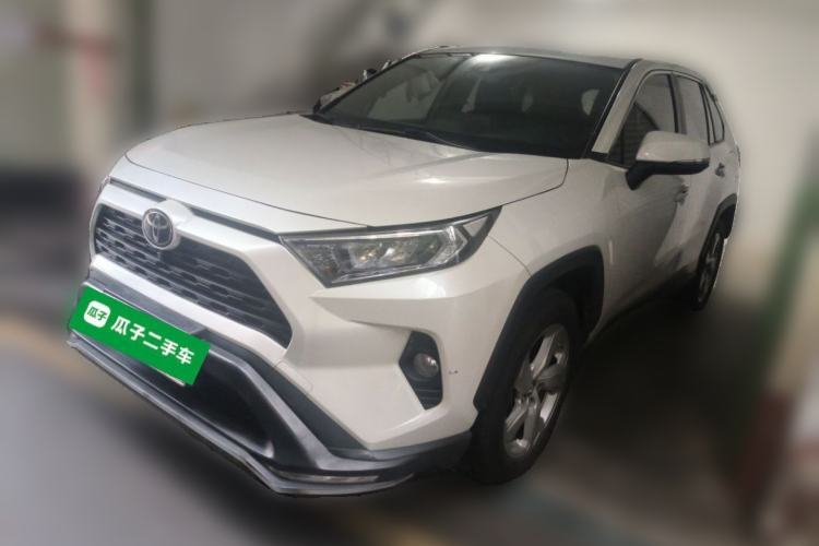 Used Toyota RAV4 2020 2.0L CVT 4x4 Trend Edition Guazi used car, China used car export, Used car for sale, Used Toyota cars, Cheapest cars for sale