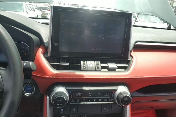 Used Toyota RAV4 2021 Dual-Engine 2.5L E-CVT Four-Wheel Drive Elite PLUS Edition Audio And AC Panel