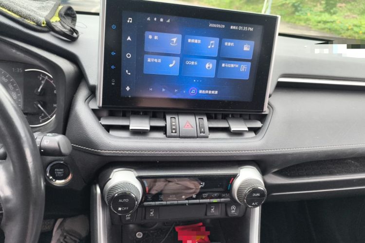 Used Toyota RAV4 2021 2.0L CVT Two-Wheel Drive Fashion PLUS Edition Audio And AC Panel
