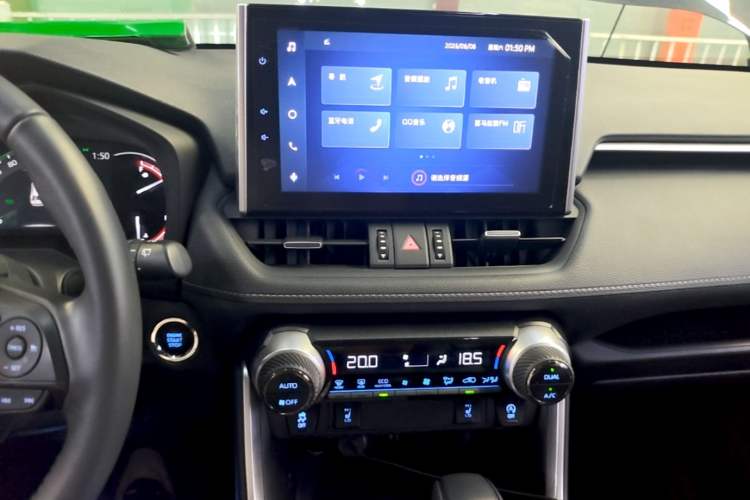 Used Toyota RAV4 2021 2.0L CVT Two-Wheel Drive Fashion PLUS Edition Audio And AC Panel