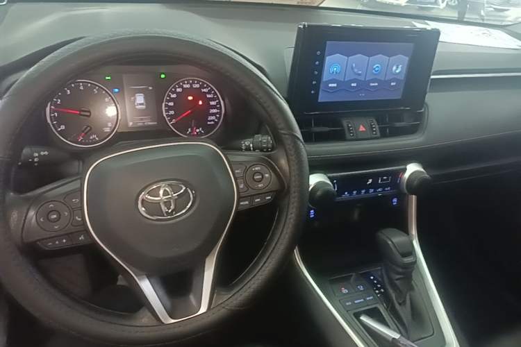 Used Toyota RAV4 2021 2.0L CVT Two-Wheel Drive Urban Edition Center Console