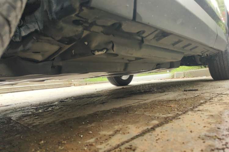 Used Toyota RAV4 2021 Dual-Engine 2.5L E-CVT Two-Wheel Drive Elite Edition Chassis Front Left