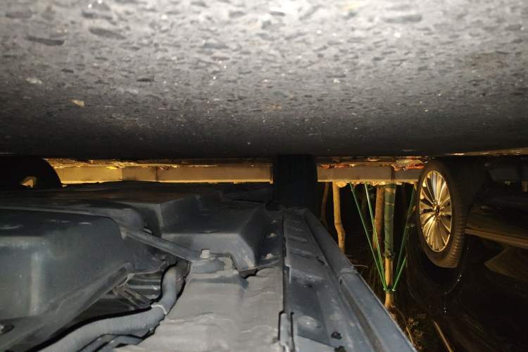 Used Toyota RAV4 2021 Dual-Engine 2.5L E-CVT Two-Wheel Drive Elite Edition Chassis Rear Left