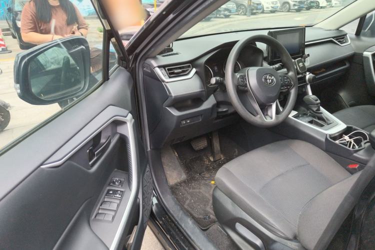 Used Toyota RAV4 2021 2.0L CVT Two-Wheel Drive Urban Edition Driver Seat