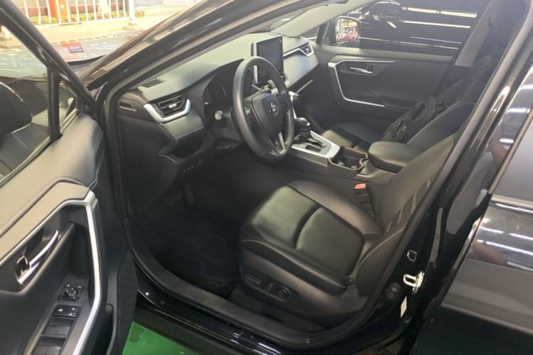 Used Toyota RAV4 2021 2.0L CVT Two-Wheel Drive Fashion PLUS Edition Driver Seat
