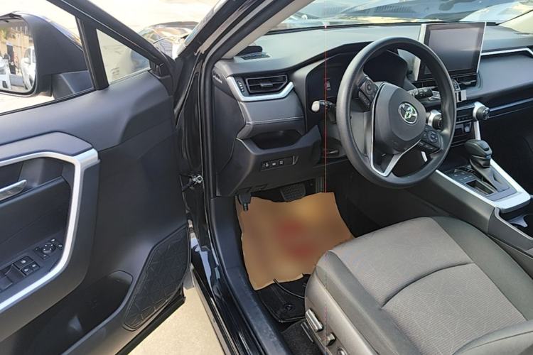 Used Toyota RAV4 2021 2.0L CVT Two-Wheel Drive Fashion Edition Driver Seat
