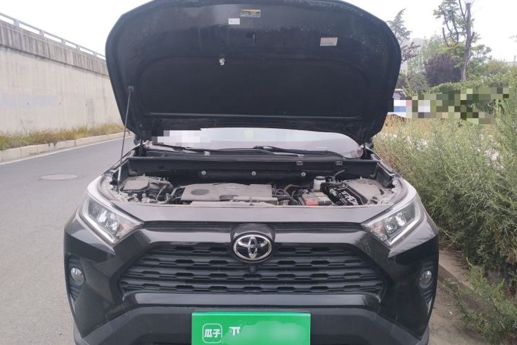 Used Toyota RAV4 2021 2.0L CVT Two-Wheel Drive Fashion PLUS Edition Engine Bay