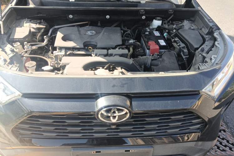 Used Toyota RAV4 2021 2.0L CVT Two-Wheel Drive Fashion PLUS Edition Engine Bay