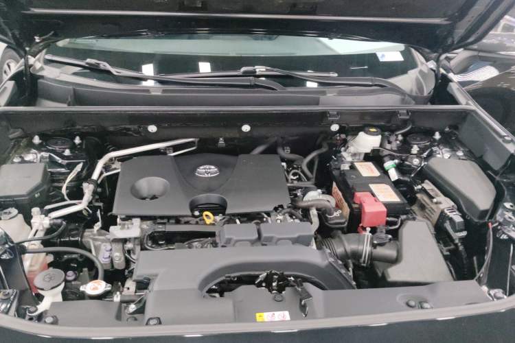 Used Toyota RAV4 2021 2.0L CVT Two-Wheel Drive Fashion PLUS Edition Engine Bay