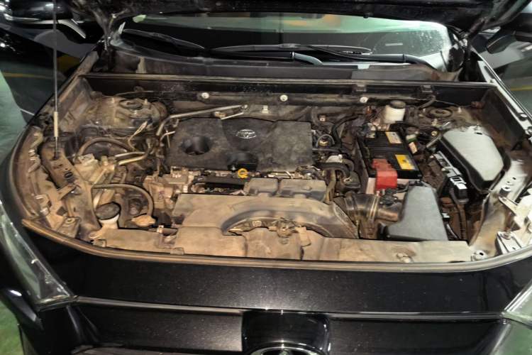 Used Toyota RAV4 2021 2.0L CVT 4x4 Trend Edition Engine Bay