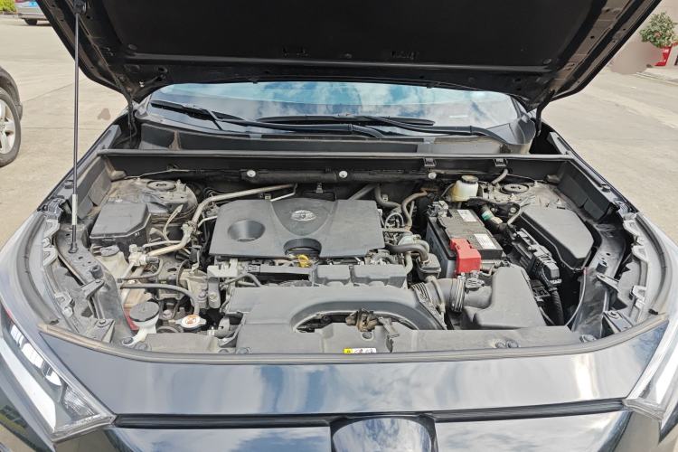 Used Toyota RAV4 2021 2.0L CVT Two-Wheel Drive Fashion Edition Engine Bay