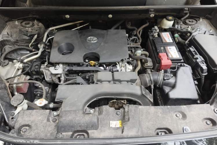 Used Toyota RAV4 2021 2.0L CVT Two-Wheel Drive Fashion Edition Engine Bay