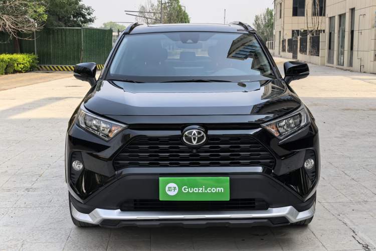 Used Toyota RAV4 2021 2.0L CVT Two-Wheel Drive Fashion PLUS Edition Exterior 1