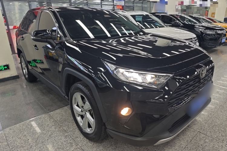Used Toyota RAV4 2021 2.0L CVT Two-Wheel Drive Fashion PLUS Edition Exterior 1