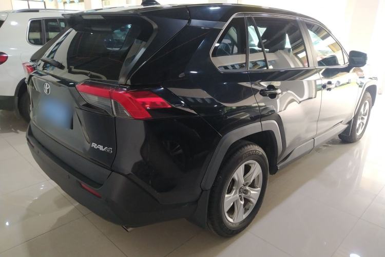 Used Toyota RAV4 2021 2.0L CVT Two-Wheel Drive Urban Edition Exterior 3