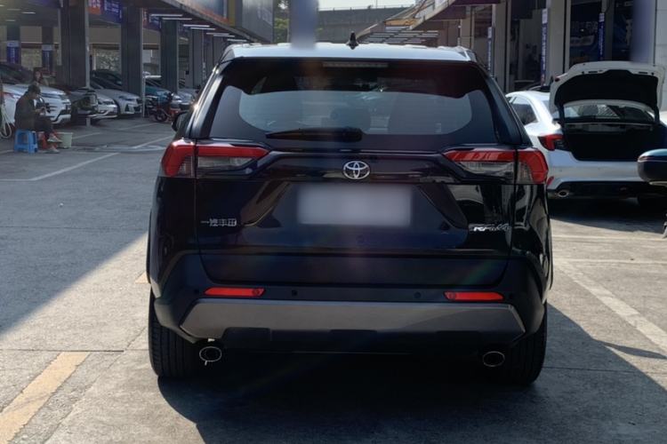 Used Toyota RAV4 2021 2.0L CVT Two-Wheel Drive Fashion Edition Exterior 3