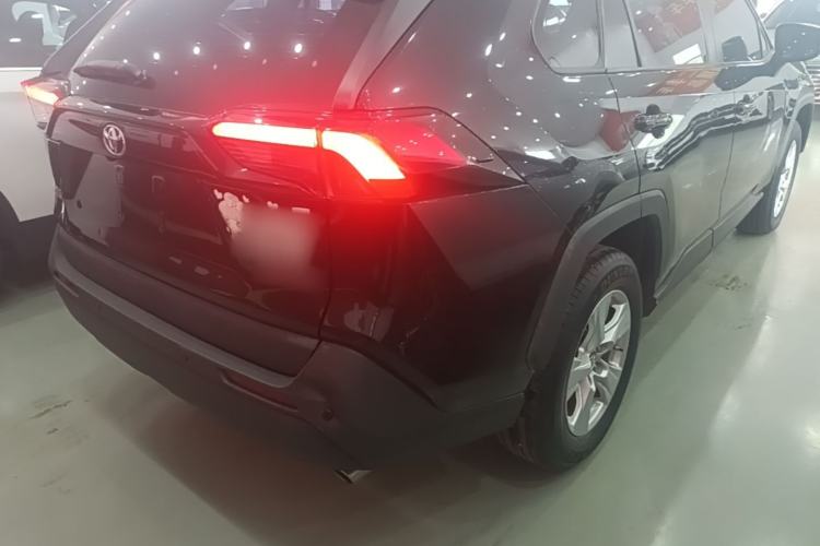 Used Toyota RAV4 2021 2.0L CVT Two-Wheel Drive Urban Edition Exterior 3