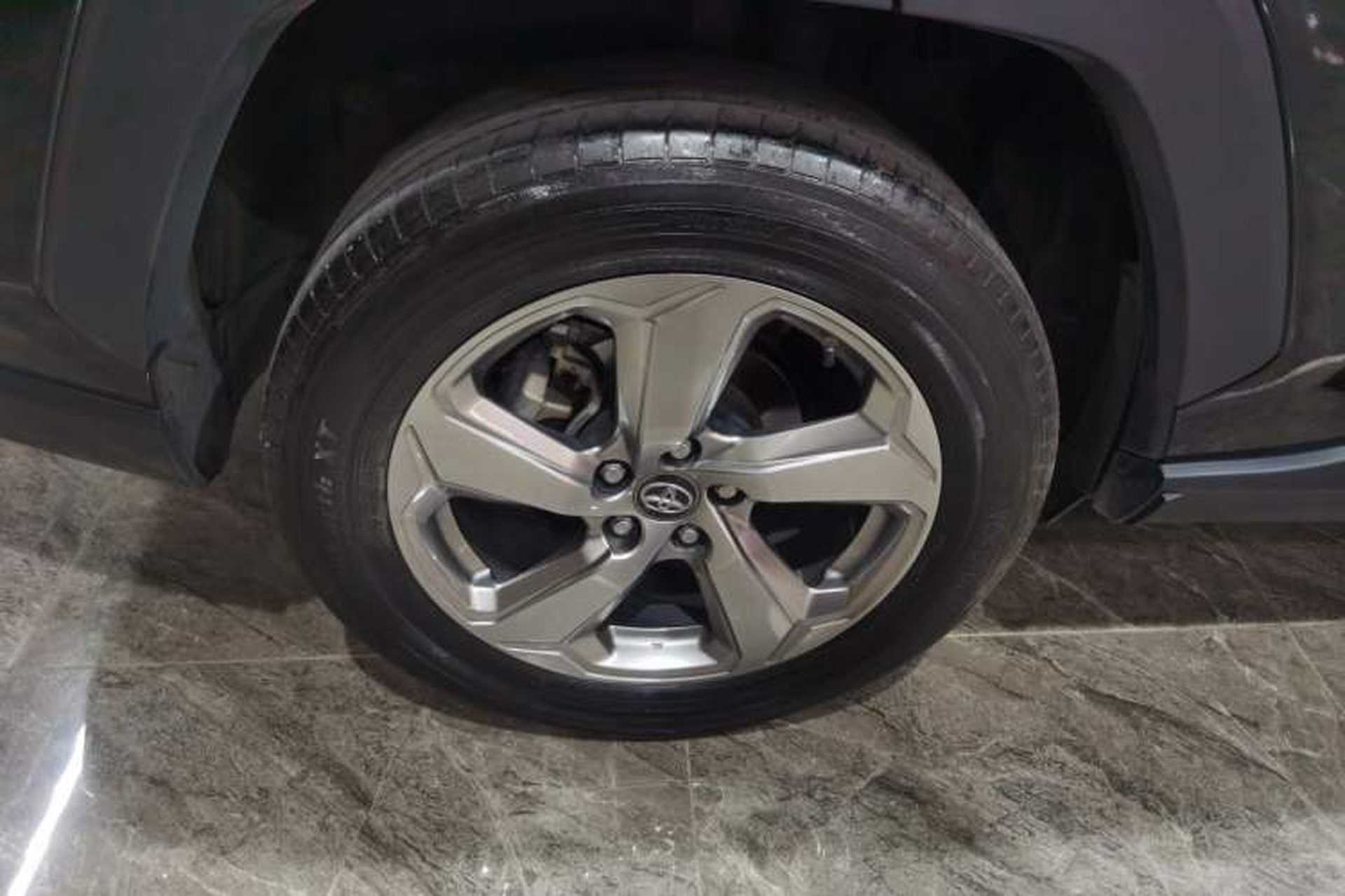 Used Toyota RAV4 2021 2.0L CVT Two-Wheel Drive Fashion PLUS Edition Exterior 5