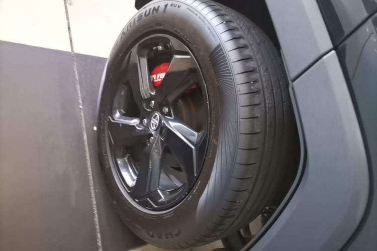 Used Toyota RAV4 2021 Revised Version Dual-Motor Hybrid 2.5L E-CVT 4x4 Elite PLUS Edition Exterior 5