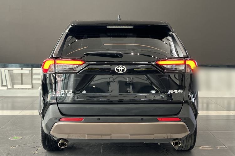 Used Toyota RAV4 2021 2.0L CVT Two-Wheel Drive Fashion PLUS Edition Exterior 6