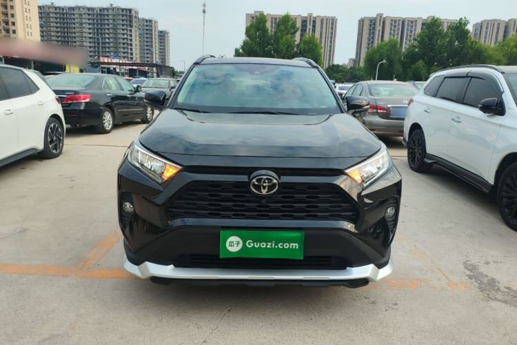 Used Toyota RAV4 2021 2.0L CVT Two-Wheel Drive Fashion PLUS Edition Front