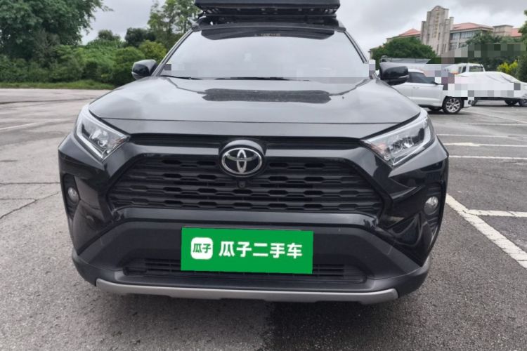 Used Toyota RAV4 2021 2.0L CVT Two-Wheel Drive Fashion PLUS Edition Front