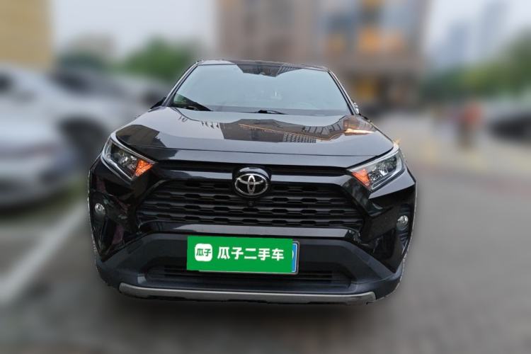 Used Toyota RAV4 2021 2.0L CVT Two-Wheel Drive Fashion PLUS Edition Front