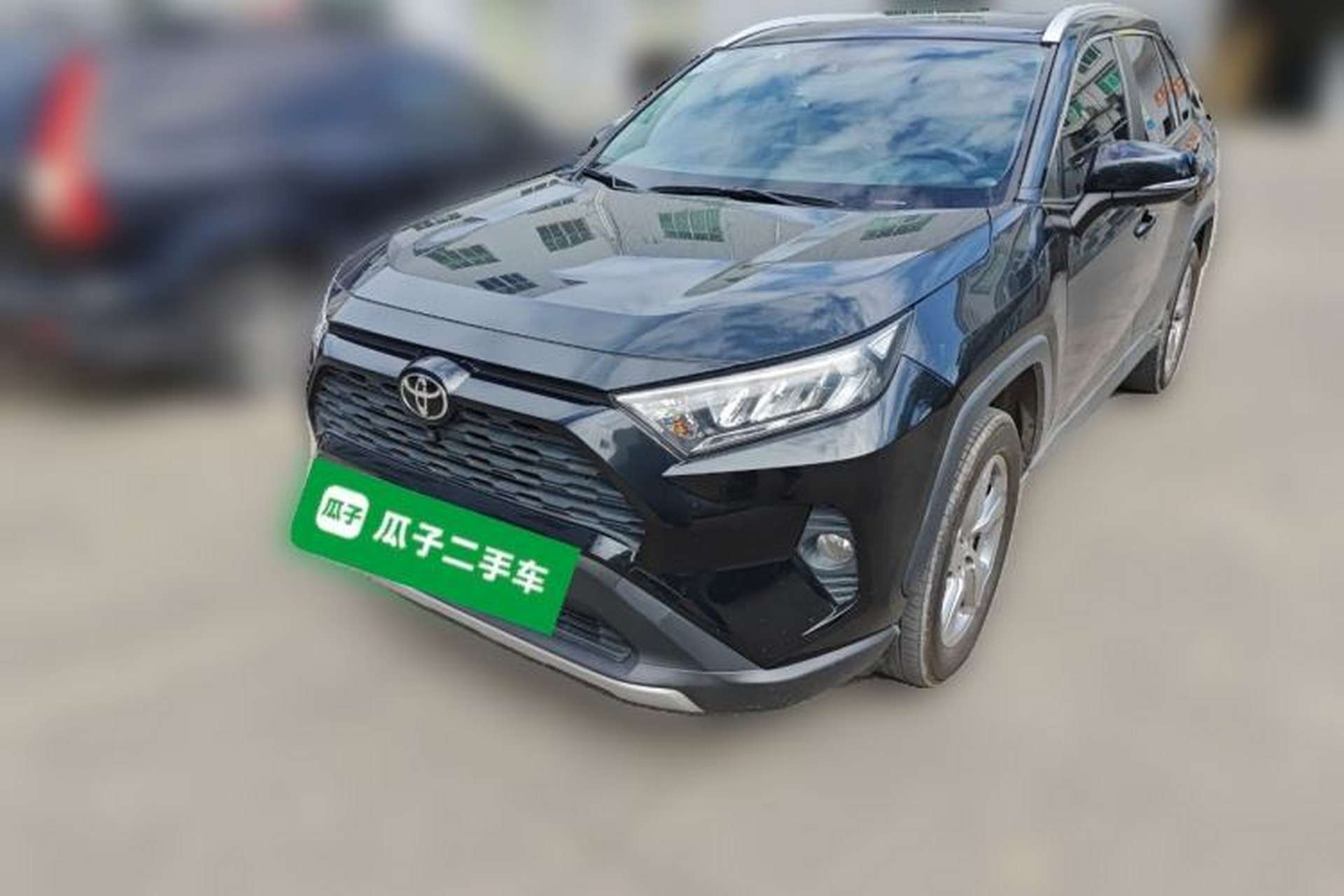 Used Toyota RAV4 2021 2.0L CVT Two-Wheel Drive Fashion Edition Front Left 45 Deg