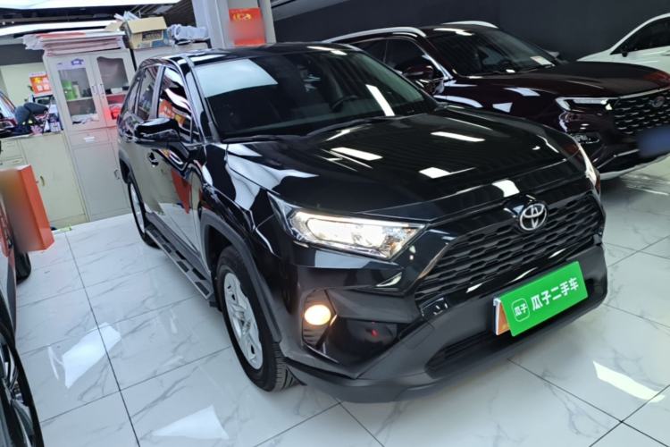 Used Toyota RAV4 2021 2.0L CVT Two-Wheel Drive Urban Edition Front Right 45 Deg