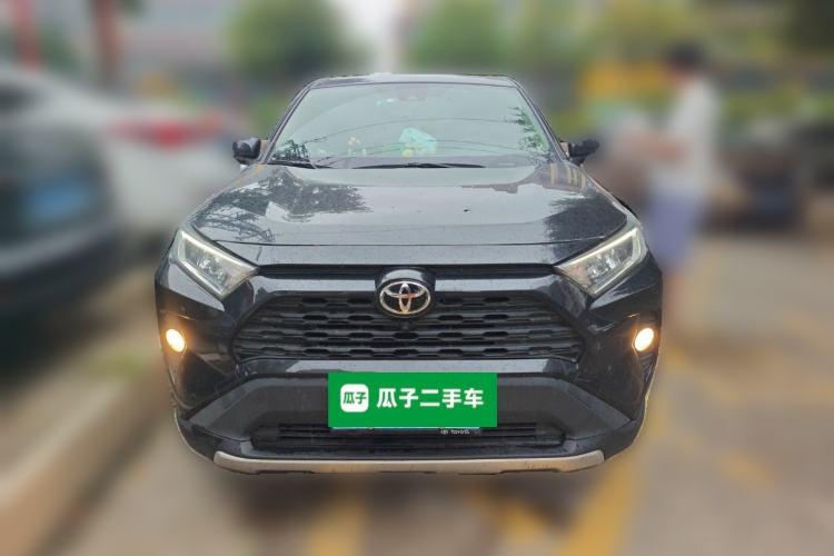 Used Toyota RAV4 2021 2.0L CVT Two-Wheel Drive Fashion Edition Front
