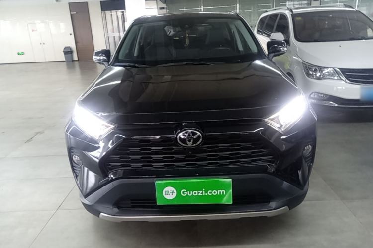 Used Toyota RAV4 2021 2.0L CVT Two-Wheel Drive Fashion PLUS Edition Front