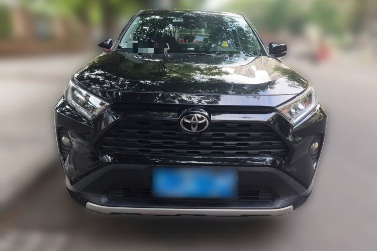 Used Toyota RAV4 2021 2.0L CVT Two-Wheel Drive Fashion Edition Front