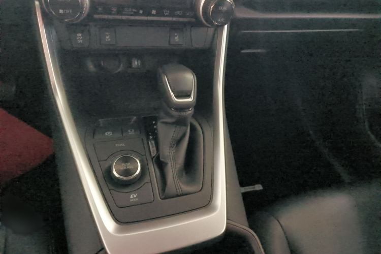 Used Toyota RAV4 2021 Dual-Engine 2.5L E-CVT Four-Wheel Drive Elite PLUS Edition Gear Lever