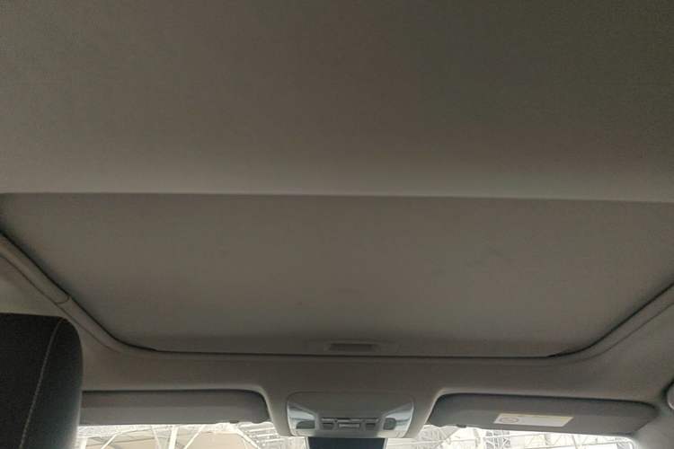 Used Toyota RAV4 2021 2.0L CVT Two-Wheel Drive Fashion Edition Headliner