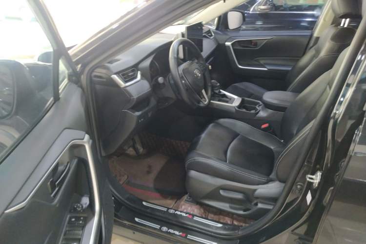 Used Toyota RAV4 2021 2.0L CVT Two-Wheel Drive Urban Edition Interior 1