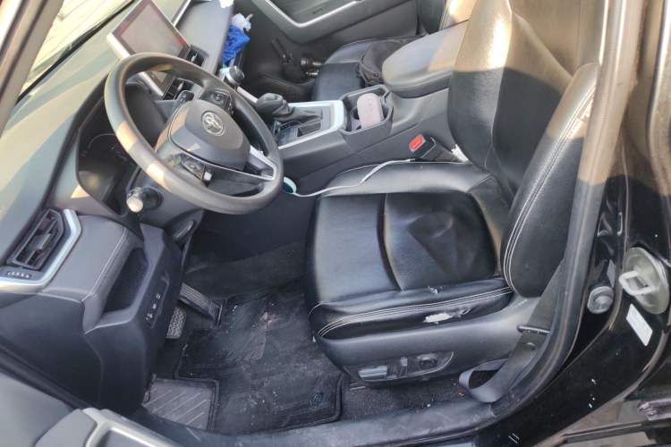 Used Toyota RAV4 2021 2.0L CVT Two-Wheel Drive Fashion Edition Left Front Seat
