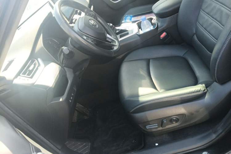 Used Toyota RAV4 2021 2.0L CVT Two-Wheel Drive Fashion PLUS Edition Left Front Seat