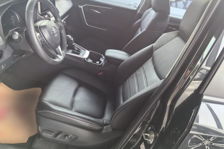 Used Toyota RAV4 2021 2.0L CVT Two-Wheel Drive Fashion PLUS Edition Left Front Seat
