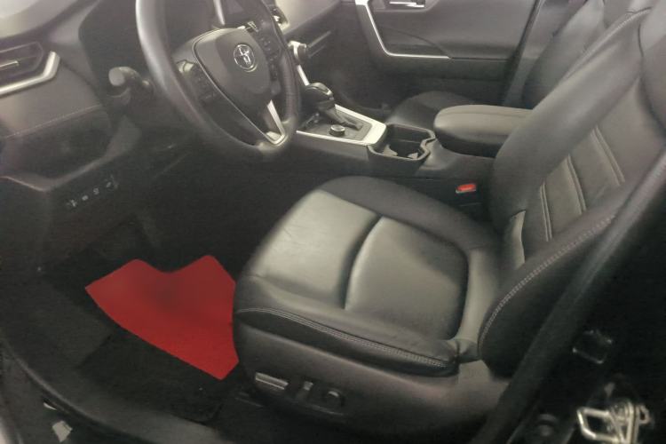 Used Toyota RAV4 2021 Dual-Engine 2.5L E-CVT Four-Wheel Drive Elite PLUS Edition Left Front Seat
