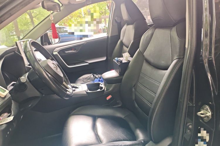 Used Toyota RAV4 2021 Dual-Engine 2.5L E-CVT Four-Wheel Drive Elite PLUS Edition Left Front Seat