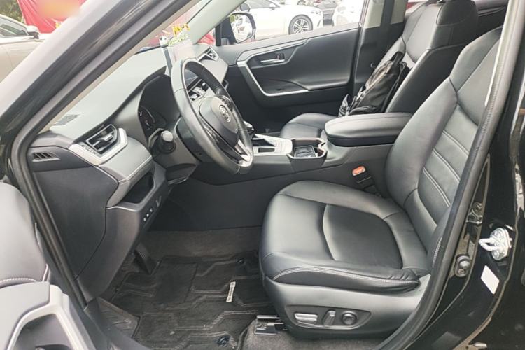 Used Toyota RAV4 2021 2.0L CVT Two-Wheel Drive Fashion PLUS Edition Left Front Seat