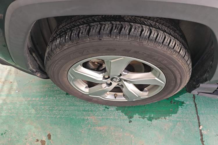 Used Toyota RAV4 2021 2.0L CVT Two-Wheel Drive Fashion Edition Left Front Wheel Hub