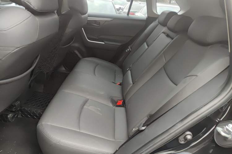 Used Toyota RAV4 2021 2.0L CVT Two-Wheel Drive Urban Edition Left Rear Seat
