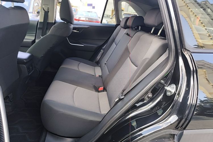 Used Toyota RAV4 2021 2.0L CVT Two-Wheel Drive Fashion Edition Left Rear Seat