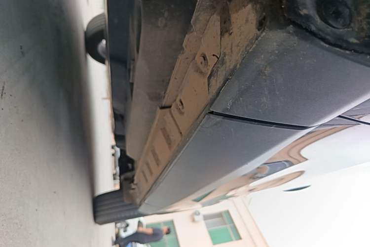 Used Toyota RAV4 2021 Revised Version Dual-Motor Hybrid 2.5L E-CVT 4x4 Elite PLUS Edition Left Side Sill